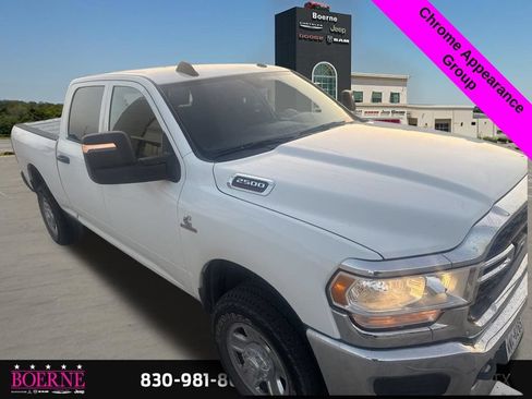 Used 2024 RAM 2500 Tradesman w/ Chrome Appearance Group AWD/4WD image 8