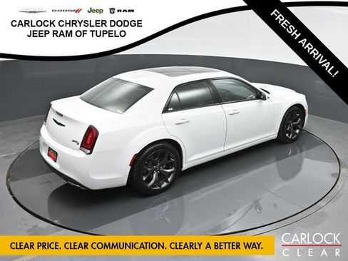 Used 2023 Chrysler 300 S image 57