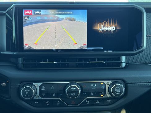 New 2026 Jeep Gladiator Rubicon AWD/4WD image 3