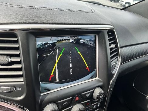 Used 2018 Jeep Grand Cherokee High Altitude AWD/4WD image 21