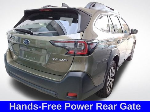 Certified 2025 Subaru Outback Premium image 3