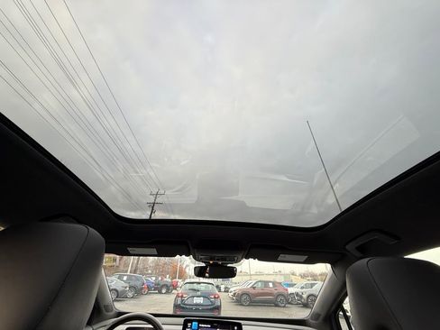 Used 2023 Volkswagen ID.4 S image 23