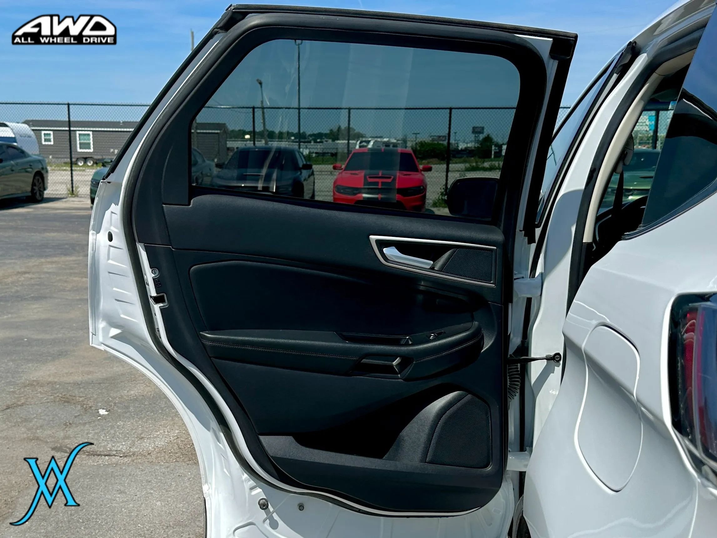 Used 2020 Ford Edge SEL w/ Cold Weather Package AWD/4WD image 19