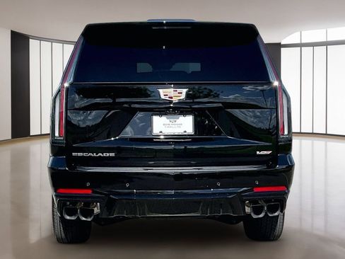 Used 2025 Cadillac Escalade V w/ LPO, Floor Liner Package image 4