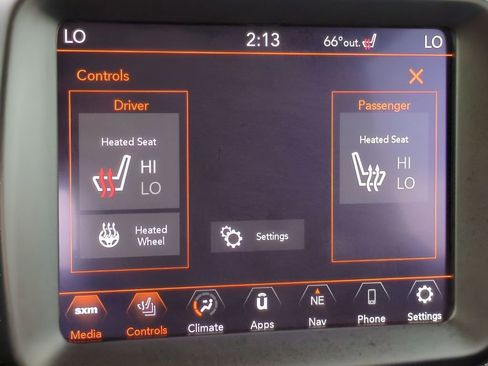 Used 2022 Jeep Renegade Trailhawk image 24