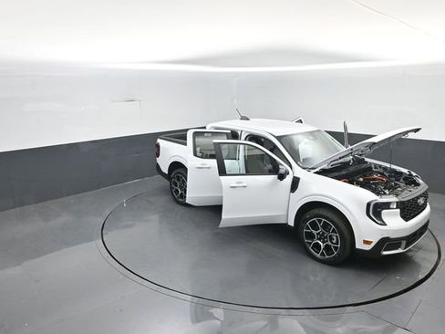New 2026 Ford Maverick Lariat AWD/4WD image 33