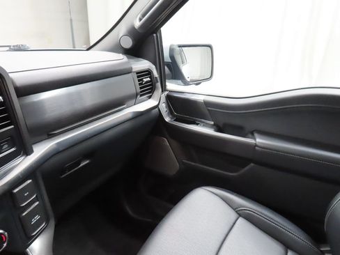 Used 2025 Ford F150 Lariat AWD/4WD image 24