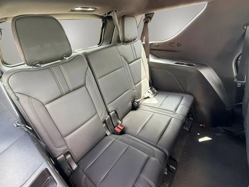 Used 2021 Chevrolet Tahoe RST RWD image 17