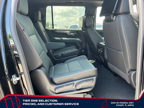 New 2026 GMC Yukon XL AT4 w/ AT4 Premium Plus Package AWD/4WD image 18