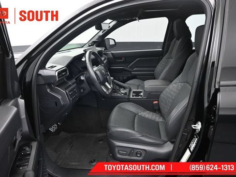 Used 2025 Toyota 4Runner TRD Sport Premium AWD/4WD image 9