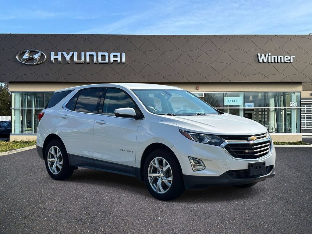 Used 2018 Chevrolet Equinox LT FWD image 6