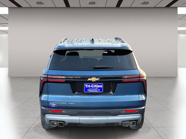 Used 2025 Chevrolet Traverse LT AWD/4WD image 4