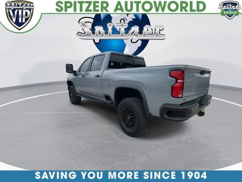 Used 2025 Chevrolet Silverado 2500 ZR2 w/ Technology Package AWD/4WD image 7