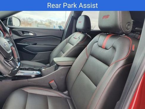 Certified 2024 Chevrolet Trax RS w/ Driver Confidence Package image 14