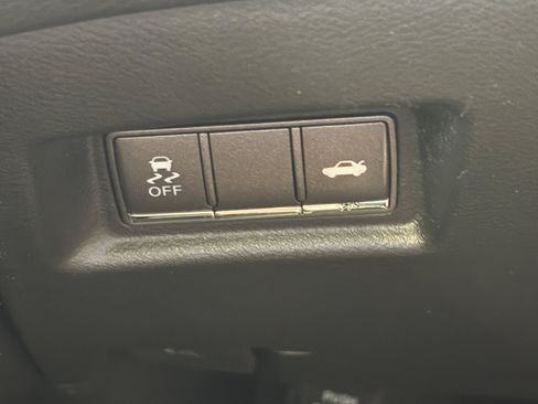 Used 2015 INFINITI Q50 Premium w/ Navigation Package AWD/4WD image 19
