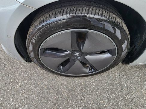 Used 2018 Tesla Model 3 Long Range AWD/4WD image 15