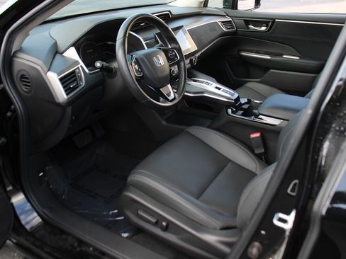 Used 2021 Honda Clarity Touring image 12