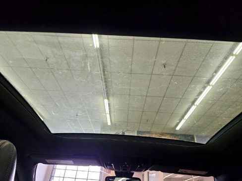 Used 2016 Mercedes-Benz CLA 250 image 33