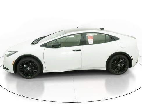 New 2026 Toyota Prius image 3
