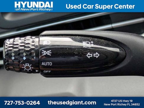 Used 2025 Hyundai Elantra Sport FWD image 27