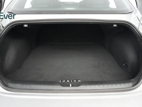 Used 2024 Hyundai Ioniq 6 Limited RWD image 8