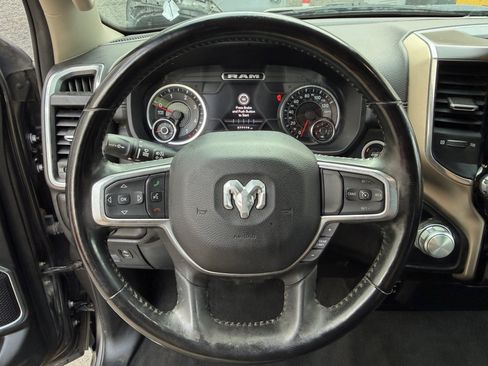 Used 2022 RAM 1500 Laramie AWD/4WD image 12