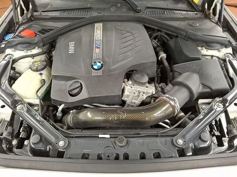 Used 2017 BMW M2 image 26
