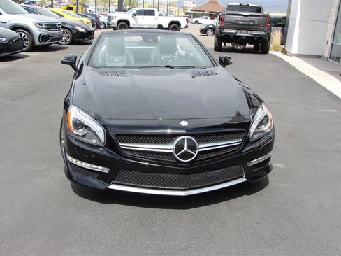 Used 2013 Mercedes-Benz SL 63 AMG image 3