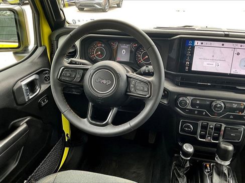 Used 2024 Jeep Wrangler Sport S image 18