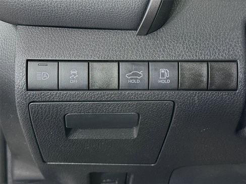 Certified 2021 Toyota Camry LE image 10