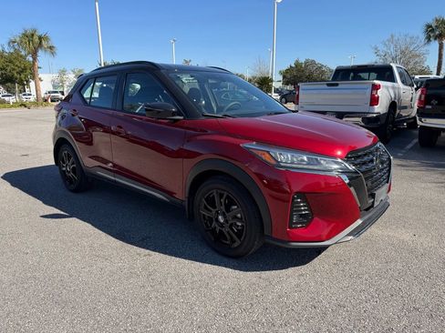 Used 2021 Nissan Kicks SR image 7