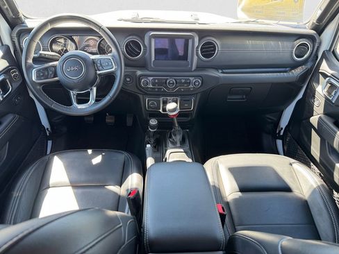 Used 2021 Jeep Wrangler Unlimited Sahara w/ Safety Group AWD/4WD image 12