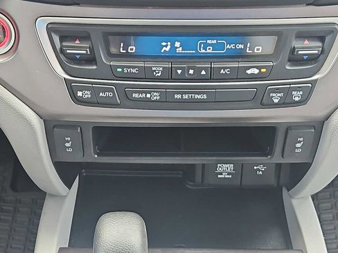 Used 2019 Honda Ridgeline RTL image 17