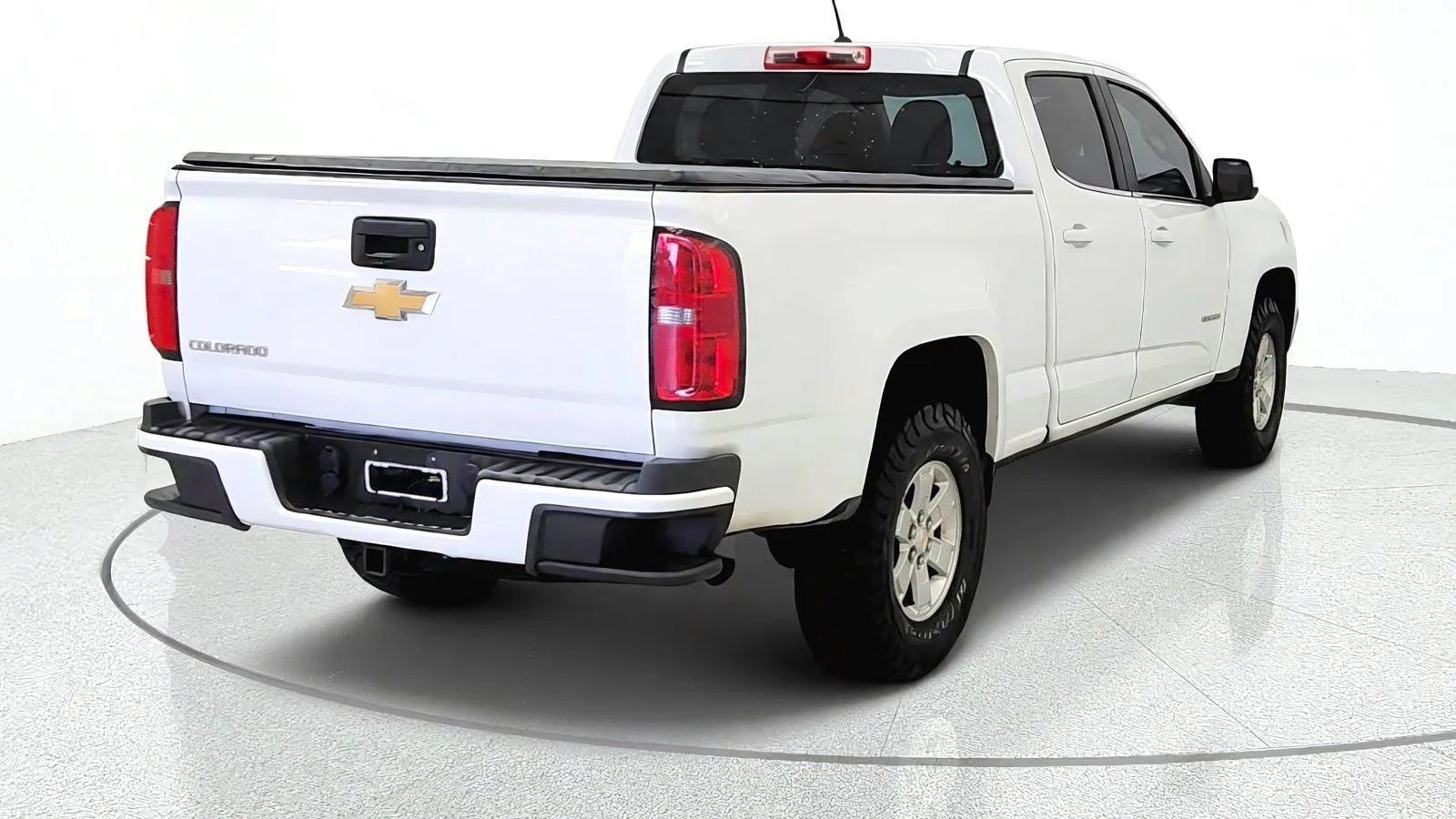 Used 2020 Chevrolet Colorado W/T w/ WT Convenience Package RWD image 8