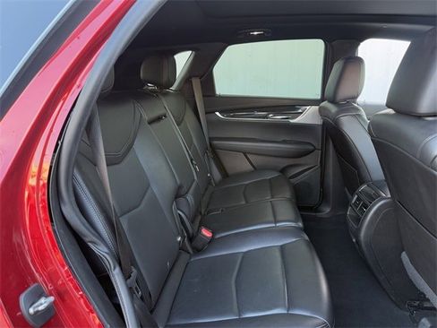 Used 2022 Cadillac XT5 Premium Luxury image 31