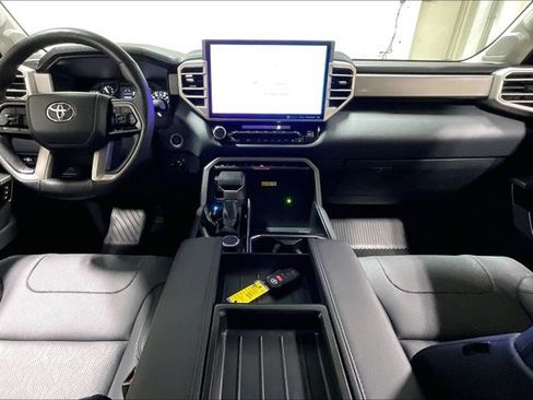 Used 2022 Toyota Tundra Limited AWD/4WD image 15
