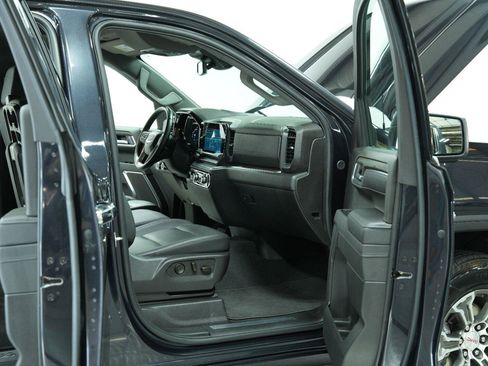 Used 2025 GMC Sierra 1500 SLT AWD/4WD image 12