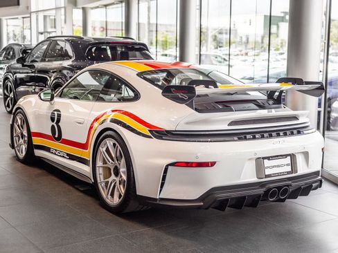 Certified 2026 Porsche 911 GT3 RWD image 3