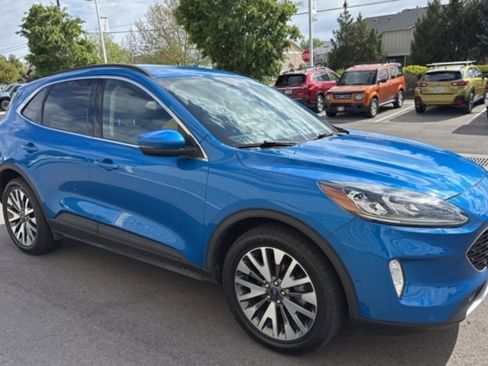 Used 2020 Ford Escape Titanium AWD/4WD image 2