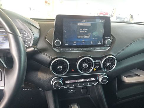 Used 2020 Nissan Sentra SV image 13