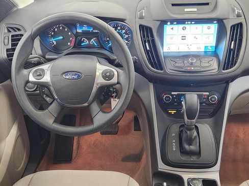 Used 2016 Ford Escape SE w/ Equipment Group 201A FWD image 27