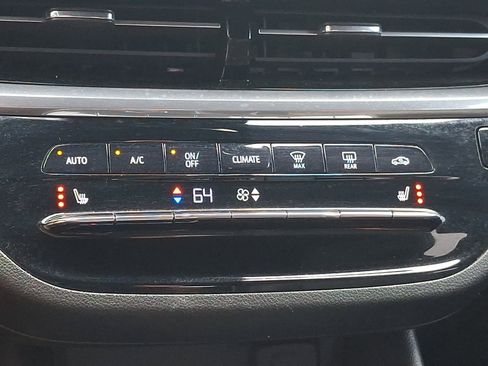 Used 2024 Buick Envista Avenir FWD image 15
