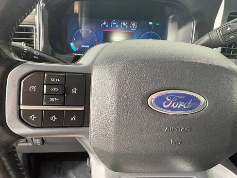 Used 2024 Ford F350 Lariat w/ Black Appearance Package AWD/4WD image 25