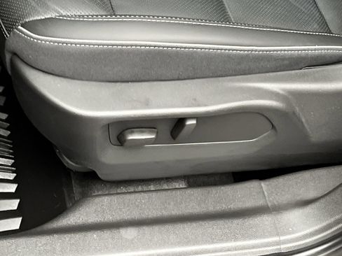 Certified 2023 Buick Envision Essence image 10