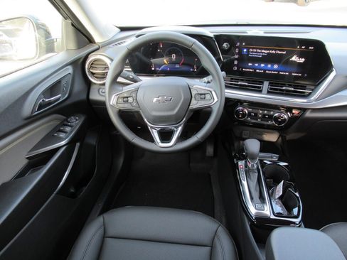 New 2026 Chevrolet Trax ACTIV image 13