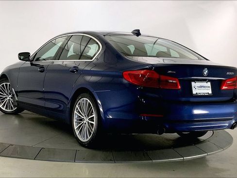 Used 2019 BMW 530i xDrive w/ Convenience Package AWD/4WD image 10