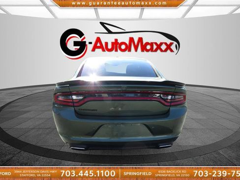 Used 2020 Dodge Charger SXT w/ Blacktop Package image 6