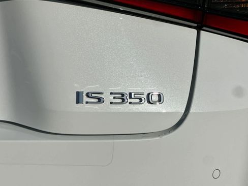 Certified 2022 Lexus IS 350 F Sport image 32