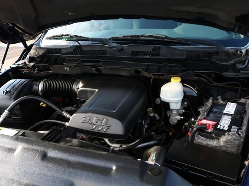 Used 2015 RAM 1500 Express image 49