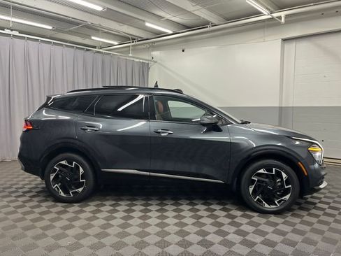 Certified 2024 Kia Sportage SX image 4